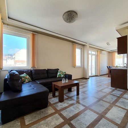 High Esteta Grand Appartement Burgas Stad Buitenkant foto